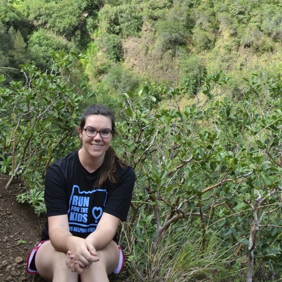 Meet your Posher, Kailey - Picture 1 of 1